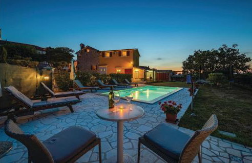 Four-Bedroom Apartment In Nova Vas - Foto 22