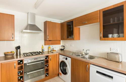 Modern stylish family home private garden - Pass the Keys - Foto 9