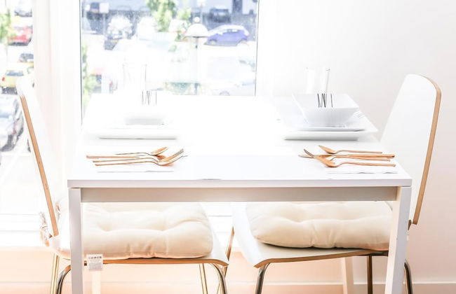 Bright 2BR Apartments Quays - Foto 15