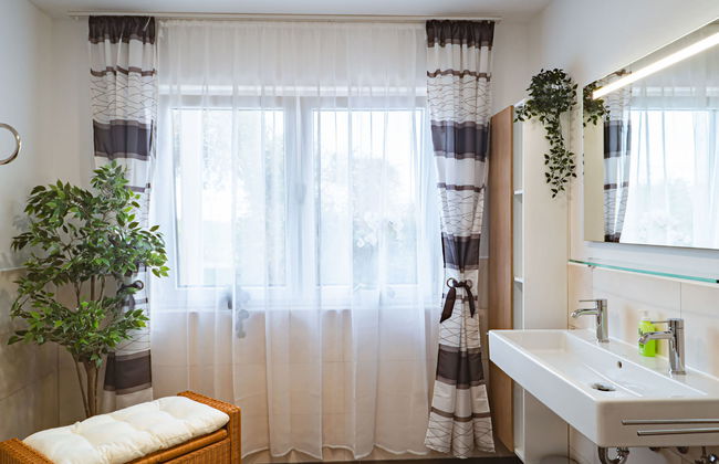 3 bedroom House in Saal with garden and terrace - Photo 20