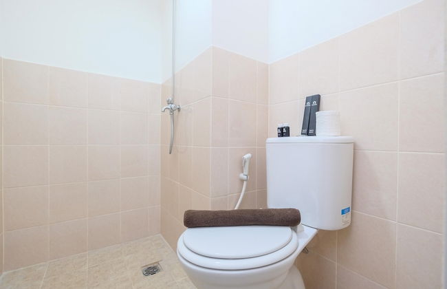 Comfort 2BR at 6th Floor Podomoro Golf View Apartment - Foto 17