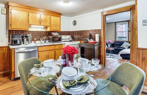 1 Mi to Main St Riverside Torrington Apt with Yard - Foto 9