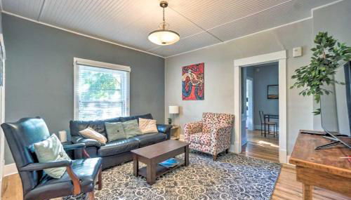 Historic Redstone with Large Backyard, Walk To CSU! - Foto 4