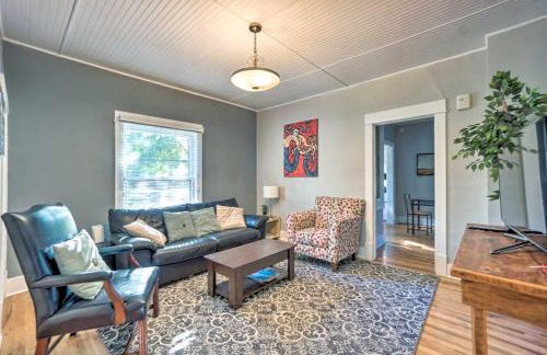 Historic Redstone with Large Backyard, Walk To CSU! - Foto 4