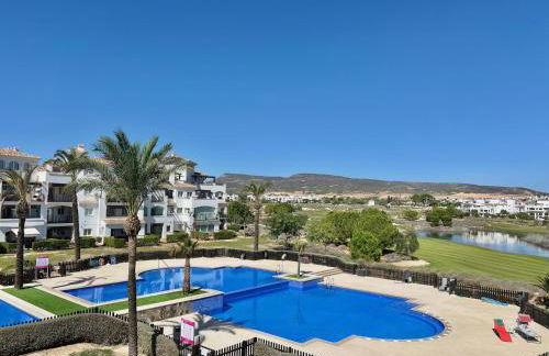 Stunning apartment with overflow pool and golf view - Foto 2