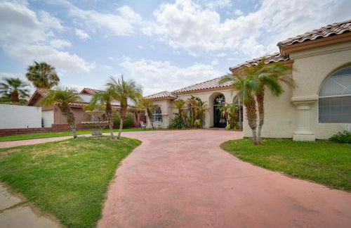 Luxe Yuma Home with Private Pool! - Foto 44