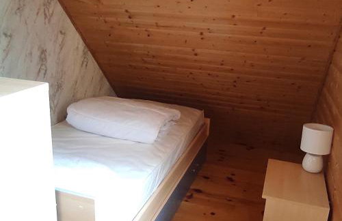 Chalet authentique au cœur de la nature près de Super Besse - FR-1-814-143 - Foto 14