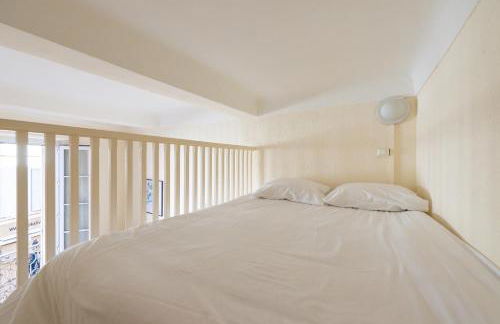 LE RÉTRO studio avec mezzanine en plein centre - Foto 10