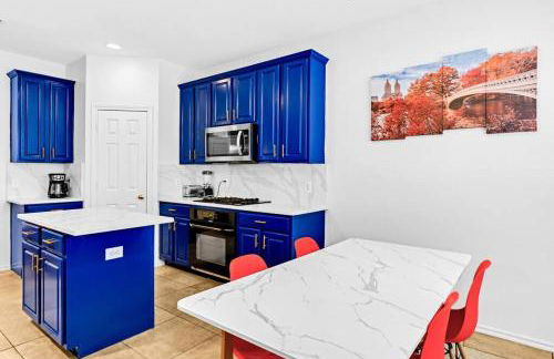 4 BR w/ Pool 10 min to Six flags, AT&T Stadium & Glode Life Park - Foto 53