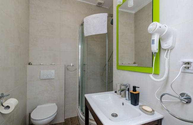 Apartments Life - Photo 73