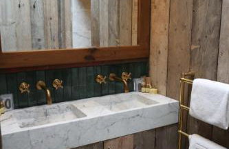 Riverside 2 Bed Cabin With Paddle Boards & Bikes - Foto 12