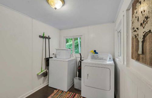 Pet-Friendly Pickens Vacation Rental with Fire Pit - Foto 23