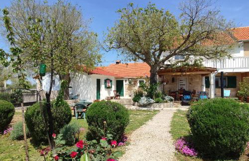 House Kuna - kuća za odmor i opuštanje -NP Krka - Photo 2