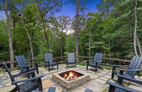 Secluded Luxe A Frame Lodge~ Hot Tub~ Fire Pit - Foto 44