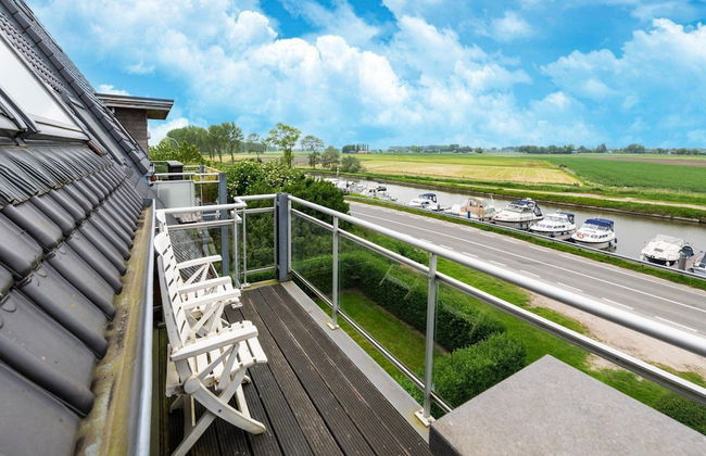 Quiet Getaway w/ Terrace - Foto 15