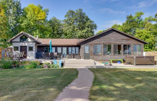 Family-Friendly Ottertail Home on Rush Lake! - Foto 1