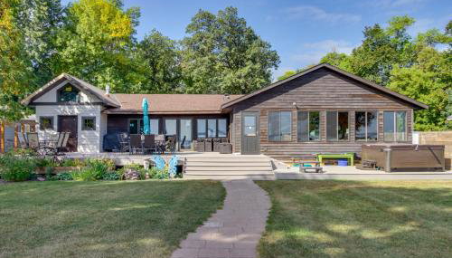 Family-Friendly Ottertail Home on Rush Lake! - Foto 1