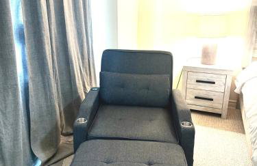 Spacious 3BR 3BA Home ,Sleep 9,3 Car Garage Garden Near DTLA Pasadena Hollywood - Foto 14