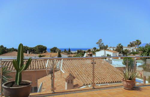 Villa Madrugada, beachside villa in Costabella - Photo 22
