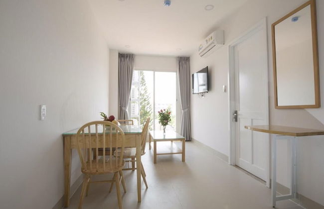 New Hampton Hospitality - Cornelia Hotel & Apartment - Photo 2