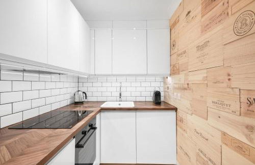 Lovely large 1 bed renovated flat w balcony & 600MB WiFi - Foto 9