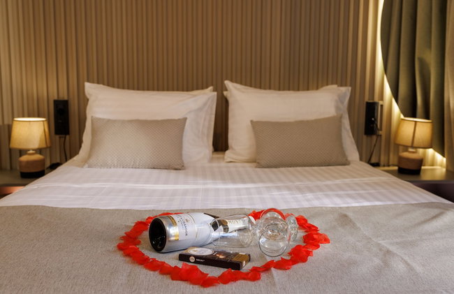 Hersonissos Beach Front Suites - Photo 23