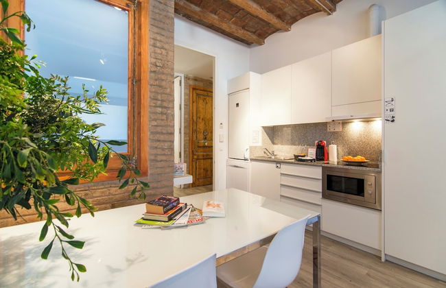 Happy People Sagrada Familia - Foto 59