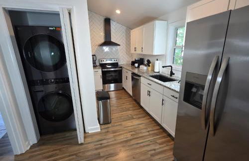 2-BR Modern Home for Families & Work - Foto 6