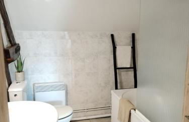 Domaine des Cerisiers - Piste cyclable reliant Honfleur - Parking privé - Grand jardin - Foto 34