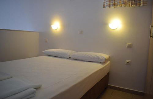 Alexandros Beachfront Apartments near Petalidi with Private Sunbeds & Sea View - Foto 61