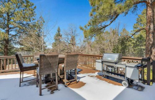 Country Club Cabin with Hot Tub - Foto 33