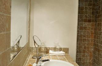 Chateau des Bertrands - Foto 47