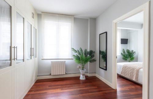 Bilbao Tranvía 51 - Foto 2