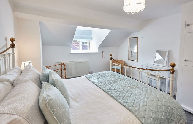 Host Stay Low Barn Cottage - Foto 12