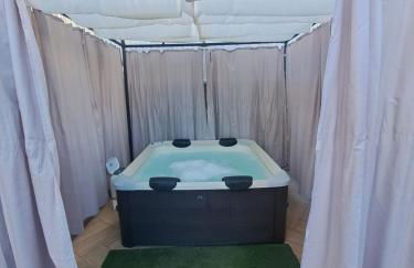 Zurrinha Holidays With Jacuzzi - Foto 1