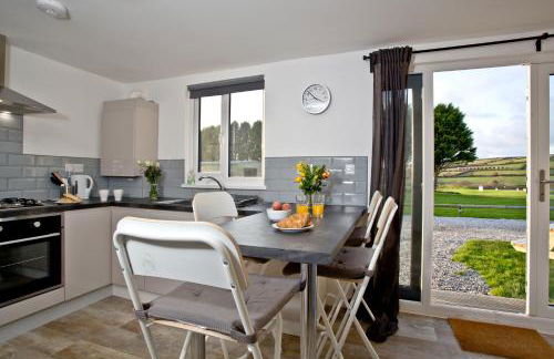 Wheal Amelia- Beautifully Fitted Wooden Lodge Helston Cornwall - Foto 4