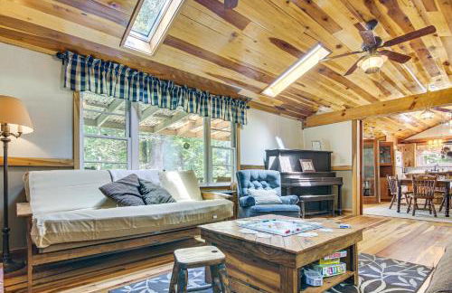 20-Acre Cabin with Pond 5 Mi to Biltmore Estate! - Foto 4