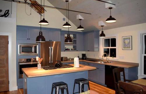 Spacious and Secluded Cabin Perfect for Winter in Huntington, Vermont - Foto 3