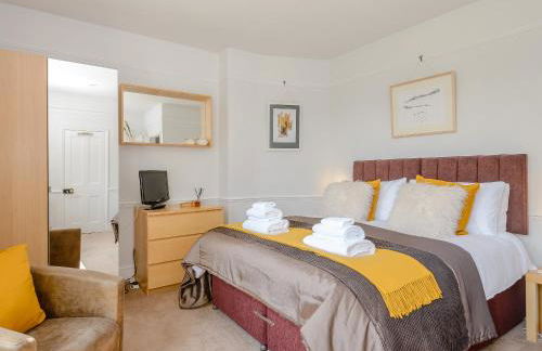 Number 1 Admiralty Cottages - Photo 9