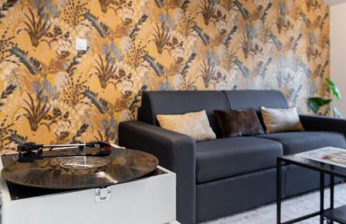 Le 11 JACUZZI avec Terrasses Clim Netflix Parking - Foto 17