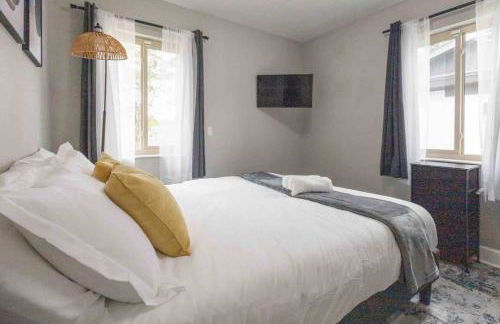 South Tampa 3BR with Backyard that Sleeps 10 - Foto 19