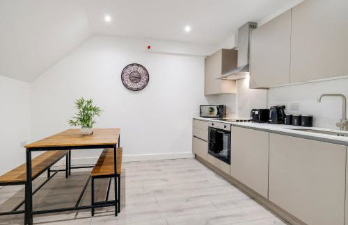 Modern 1 Bedroom Apartment Town Centre Camberley - Foto 35