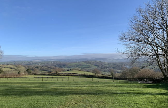 Pencastell Views Pod With Stunning Views - Photo 9