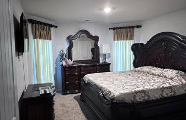 Exquisite 5 Bedroom Near Airport - Foto 37