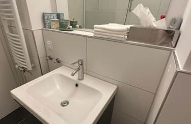 Ruhige Stadtperle mit Garten - Foto 2