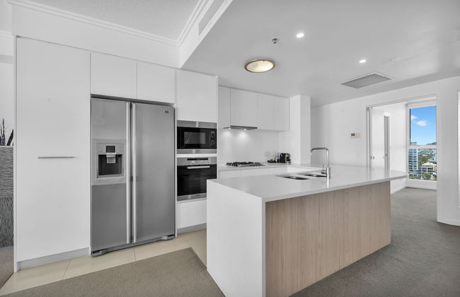 Reflection Tower Two - Foto 46