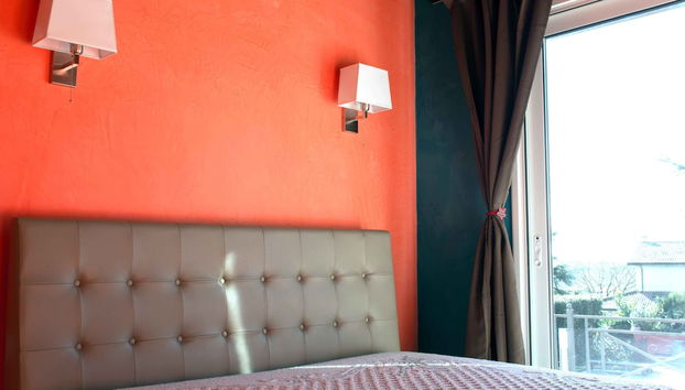 IL CICLAMINO POOL FOR YOUR SOLE USE BIG IN-GROUND - 70m2 house & 300m2 outdoor, child & pet friendly, 10 minutes drive to Montebello Station connecting to Rome centre in 20 minutes, 3 minutes drive to supermarket -4 language warm guest care - Foto 2, Imagen principal