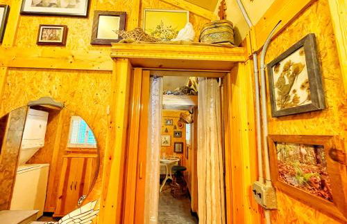 Tiny House, WIFI,Hot tub,Secluded - Foto 11