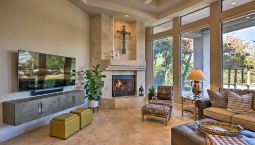 Lavish Paradise Valley Home with Sports Court and Pool - Foto 4