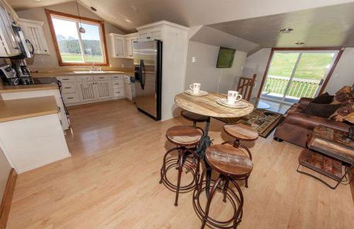 Charming Vacation Rental for Large Groups near Yellowstone National Park, Wyoming - Foto 2